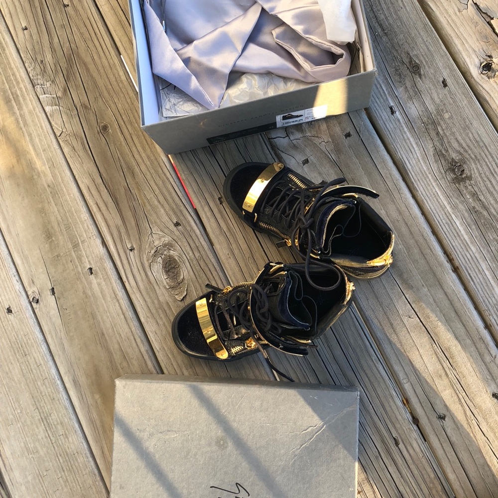 Navy Velvet Mid-top Sneaker Sneakers